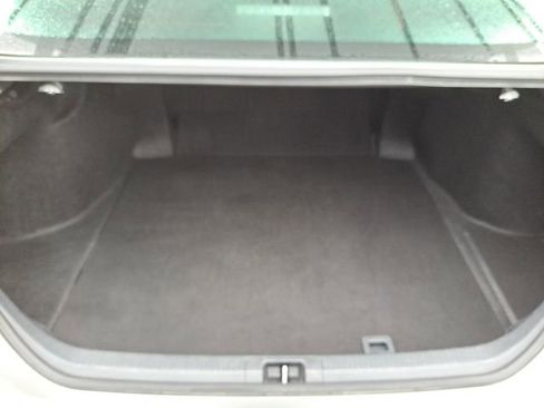 Used 2025 Toyota Camry SE image 27