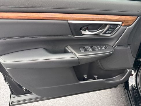 Used 2021 Honda CR-V Touring image 9
