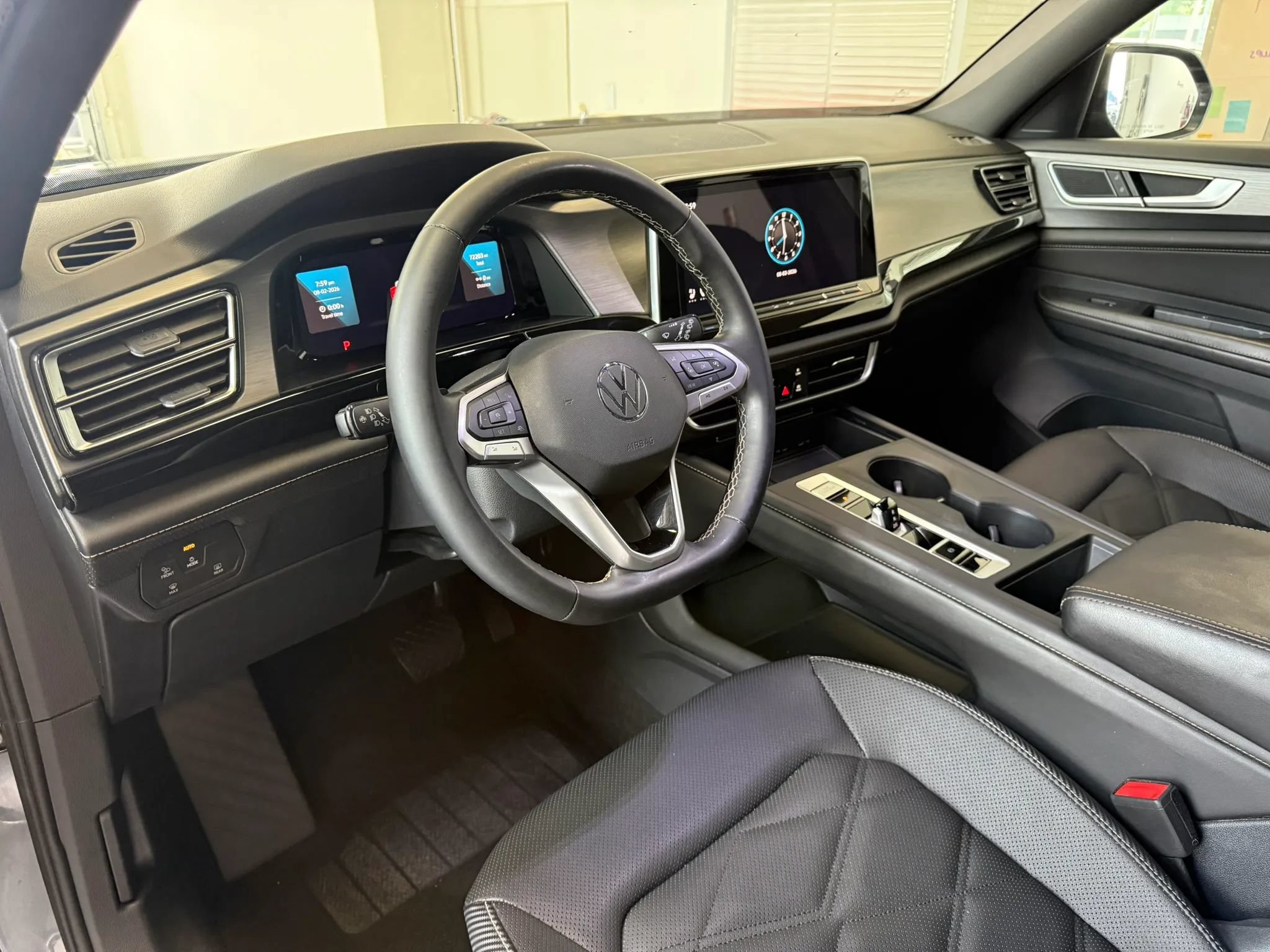 Used 2024 Volkswagen Atlas Cross Sport SE FWD image 17