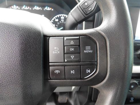 Used 2022 Ford F150 XL w/ Equipment Group 101A High AWD/4WD image 7