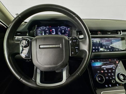 Used 2020 Land Rover Range Rover Evoque SE image 11