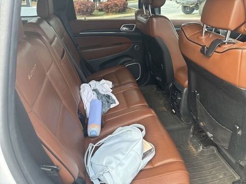 Used 2020 Jeep Grand Cherokee Summit image 29