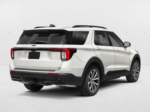 New 2026 Ford Explorer ST-Line w/ ST-Line Street Pack AWD/4WD image 2