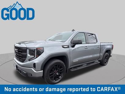 Used 2024 GMC Sierra 1500 Elevation w/ LPO, Elevation Black Package