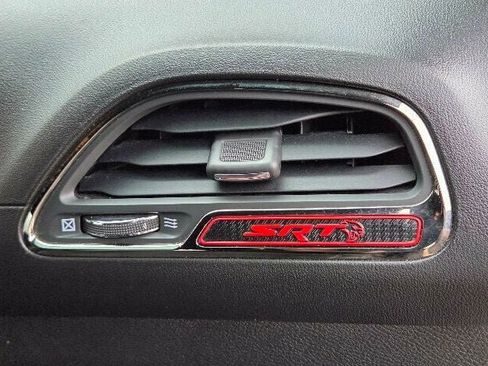 Used 2020 Dodge Challenger SRT Hellcat w/ Plus Package image 19