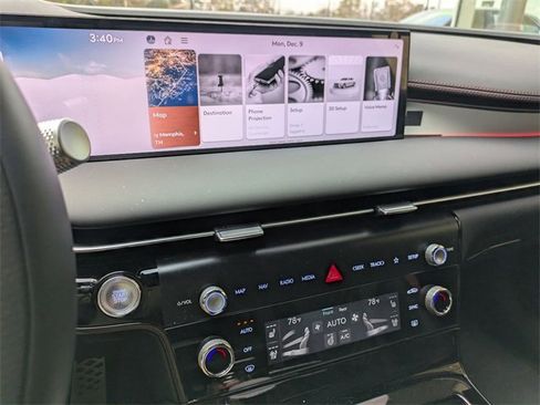 Used 2025 Genesis G80 3.5T Sport image 8