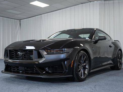 Certified 2025 Ford Mustang Dark Horse RWD image 3