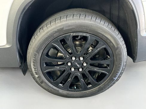 Used 2023 GMC Acadia SLE w/ Elevation Edition FWD image 35