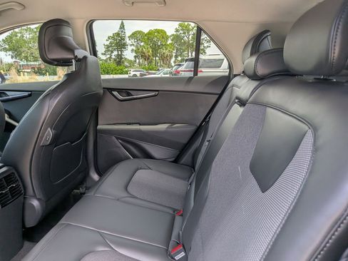 Certified 2024 Kia Niro EX FWD image 18