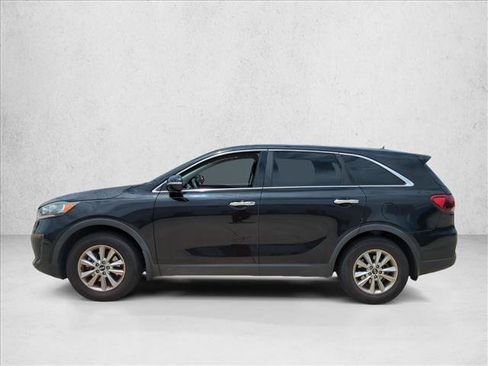 Used 2019 Kia Sorento FWD image 8