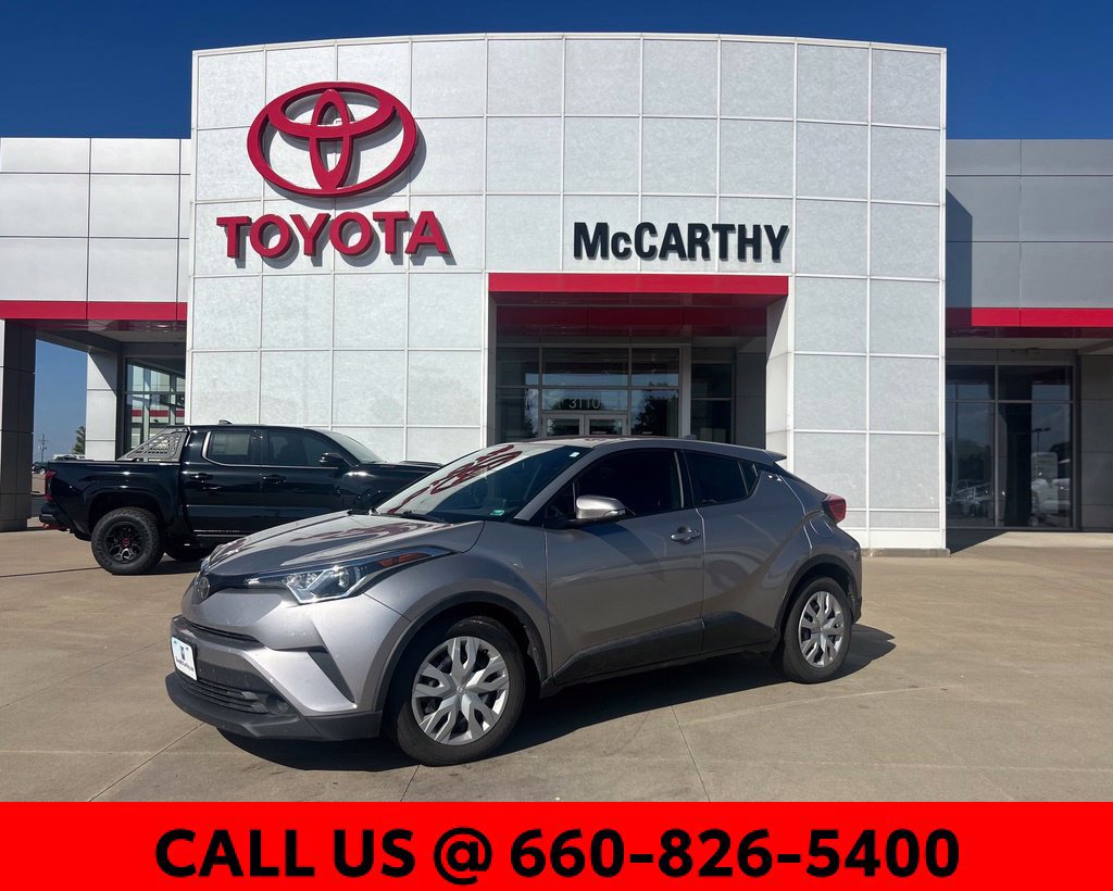Used 2019 Toyota C-HR LE FWD image 1