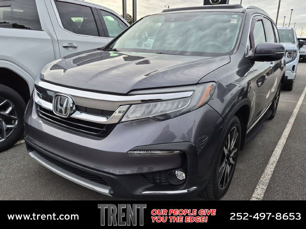 Used 2022 Honda Pilot Touring image 1