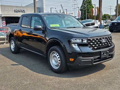 New 2026 Ford Maverick XL w/ Equipment Group 101A AWD/4WD image 3