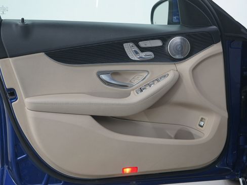 Used 2017 Mercedes-Benz C 300 4MATIC Sedan image 19