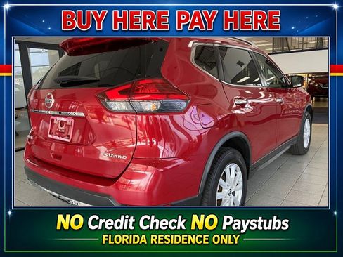 Used 2017 Nissan Rogue SV AWD/4WD image 4