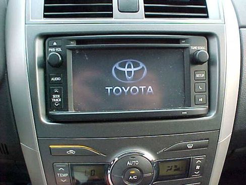 Used 2013 Toyota Corolla S w/ Premium Pkg FWD image 23