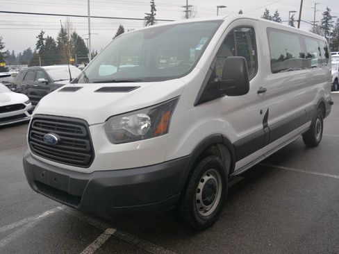 Used 2017 Ford Transit 350 XL image 3