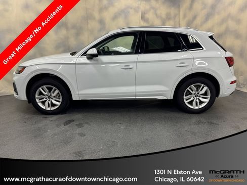 Used 2023 Audi Q5 2.0T Premium w/ Convenience Package image 3