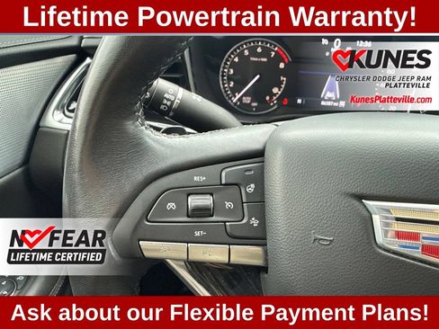Used 2021 Cadillac XT6 Premium Luxury AWD/4WD image 17