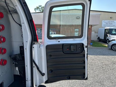 Used 2020 GMC Savana 2500 w/ Driver Convenience Package RWD image 24