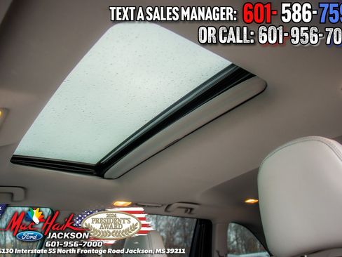 Used 2018 Toyota Highlander XLE image 12