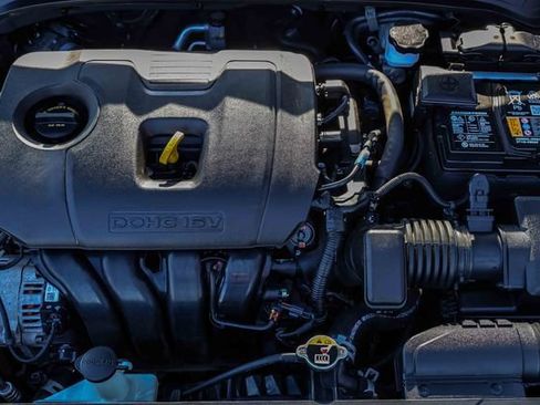 Used 2023 Kia Forte LXS w/ LXS Technology Package image 27