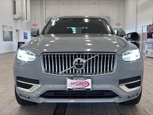Used 2024 Volvo XC90 B6 Plus w/ Protection Package Premier AWD/4WD image 10