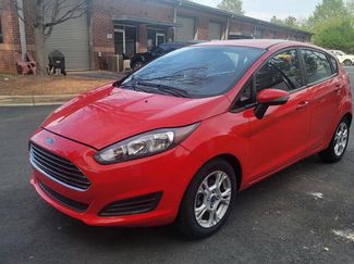 Used 2014 Ford Fiesta SE image 1