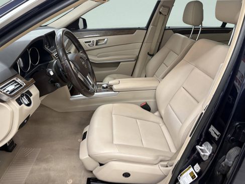 Used 2014 Mercedes-Benz E 350 4MATIC Sedan w/ Premium 1 Package image 24