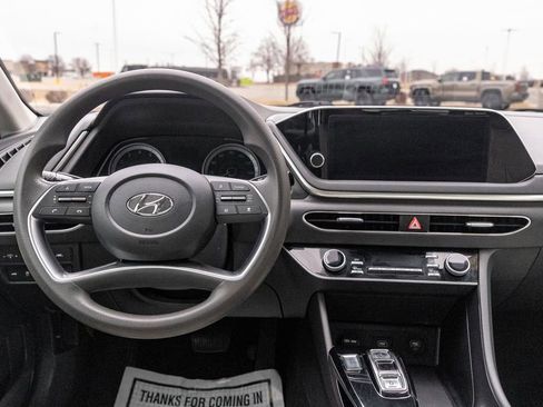 Used 2023 Hyundai Sonata SEL w/ Preferred Accessory Package image 15