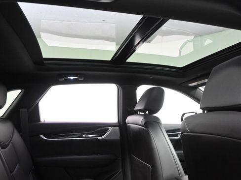 Used 2025 Cadillac XT5 Premium Luxury AWD/4WD image 17