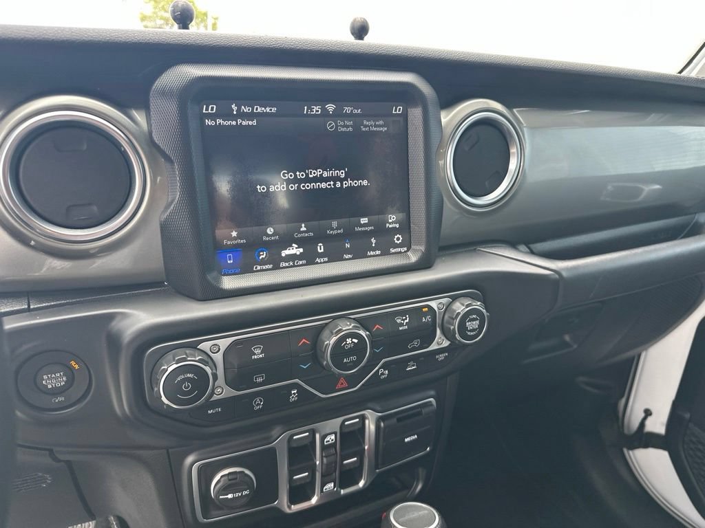 Used 2020 Jeep Gladiator Overland AWD/4WD image 19