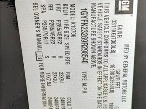 Used 2009 Cadillac Escalade AWD image 29