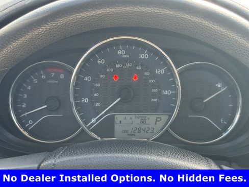 Used 2015 Toyota Corolla LE FWD image 15