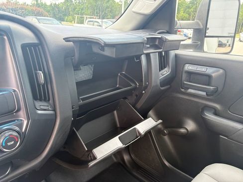 Used 2017 Chevrolet Silverado 3500 W/T RWD image 5