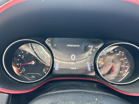 Used 2018 Jeep Compass Trailhawk w/ Cold Weather Group AWD/4WD image 15