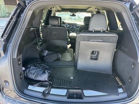 Used 2022 Cadillac XT6 Sport w/ Technology Package image 15