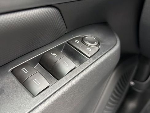 New 2026 Chevrolet Equinox EV RS image 6