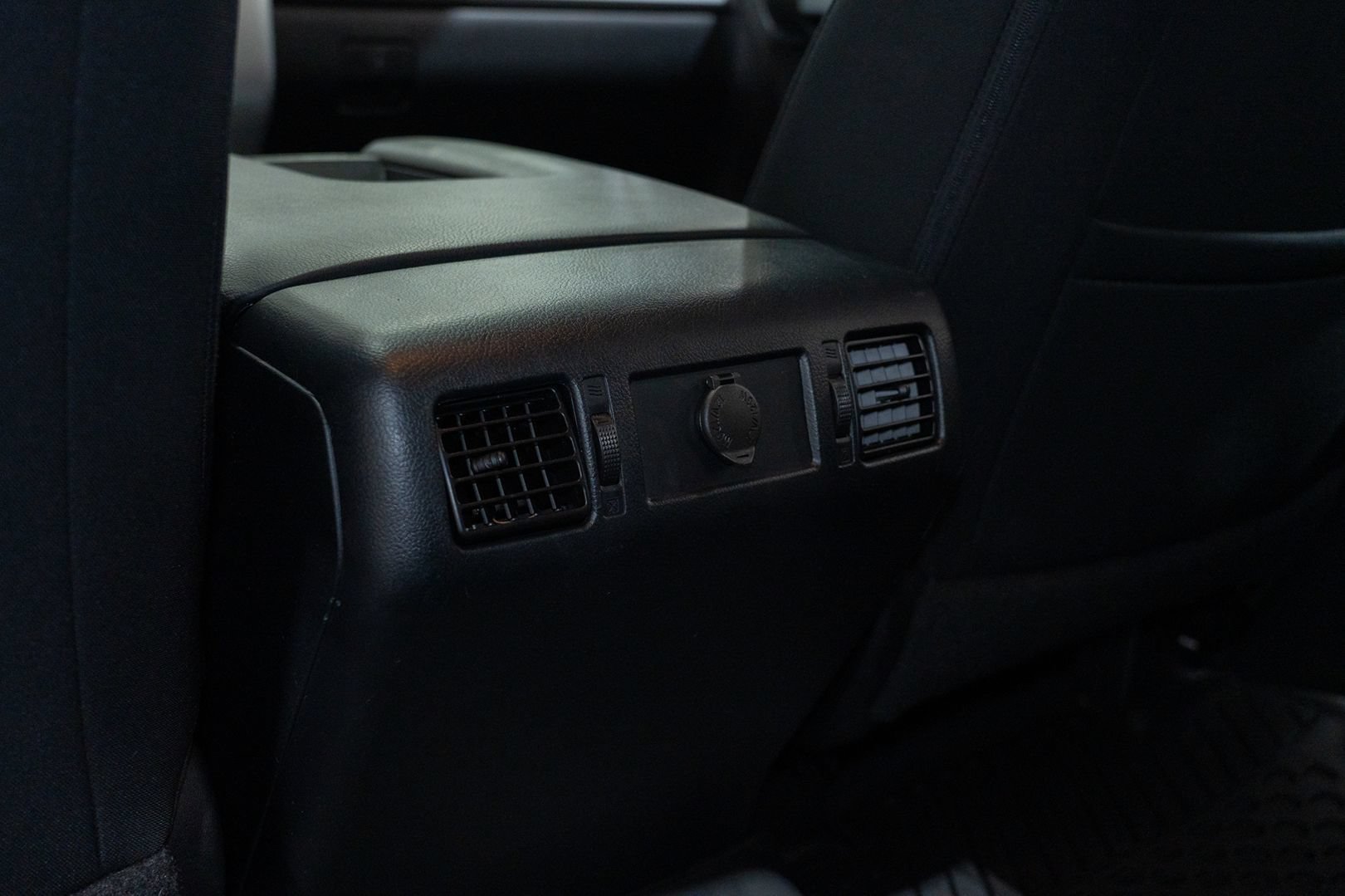 Used 2019 Toyota Tundra SR5 AWD/4WD image 28