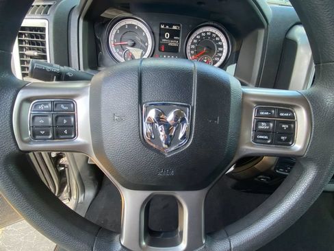 Used 2024 RAM 1500 Classic SLT AWD/4WD image 18