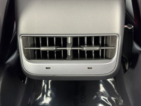 Used 2022 Tesla Model 3 Performance image 34