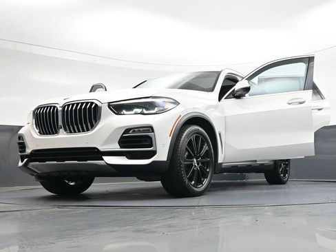 Used 2020 BMW X5 xDrive40i w/ Convenience Package image 44