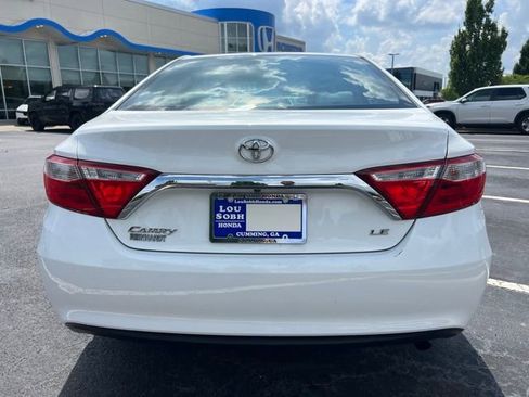 Used 2016 Toyota Camry LE FWD image 5