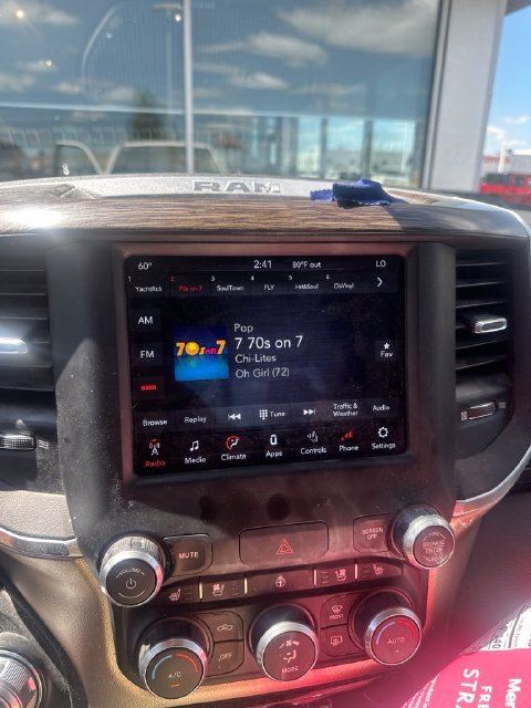Used 2020 RAM 1500 Laramie w/ Off Road Group AWD/4WD image 13