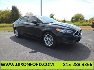 Used 2020 Ford Fusion SE image 1