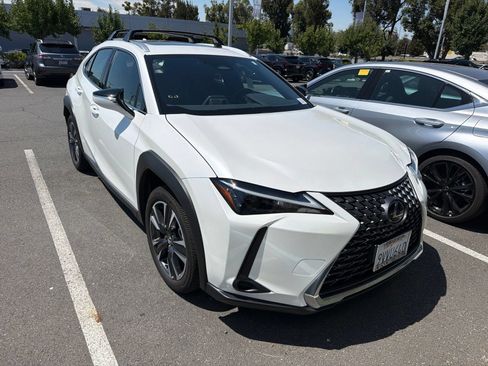 Used 2025 Lexus UX 300h FWD w/ Accessory Package (Z2) image 2