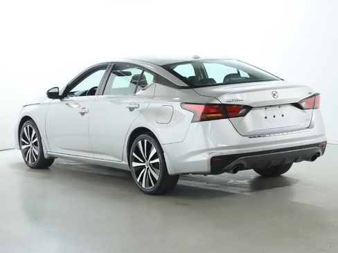 Used 2020 Nissan Altima 2.5 SR image 40
