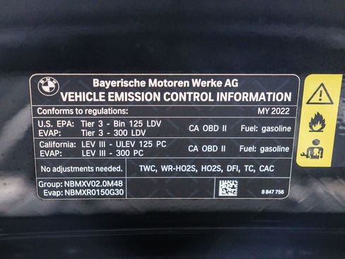 Used 2022 BMW 230i Coupe w/ Convenience Package RWD image 29