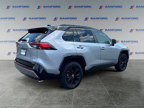 Used 2023 Toyota RAV4 XSE AWD/4WD image 5