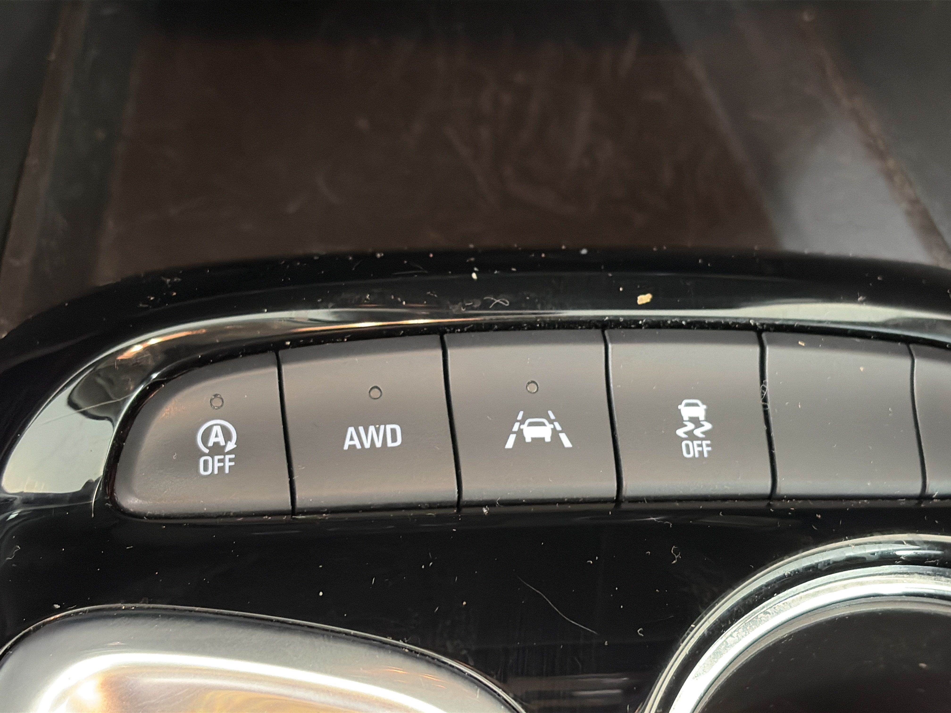 Certified 2021 Buick Encore GX Essence w/ Sport Touring Package AWD/4WD image 26